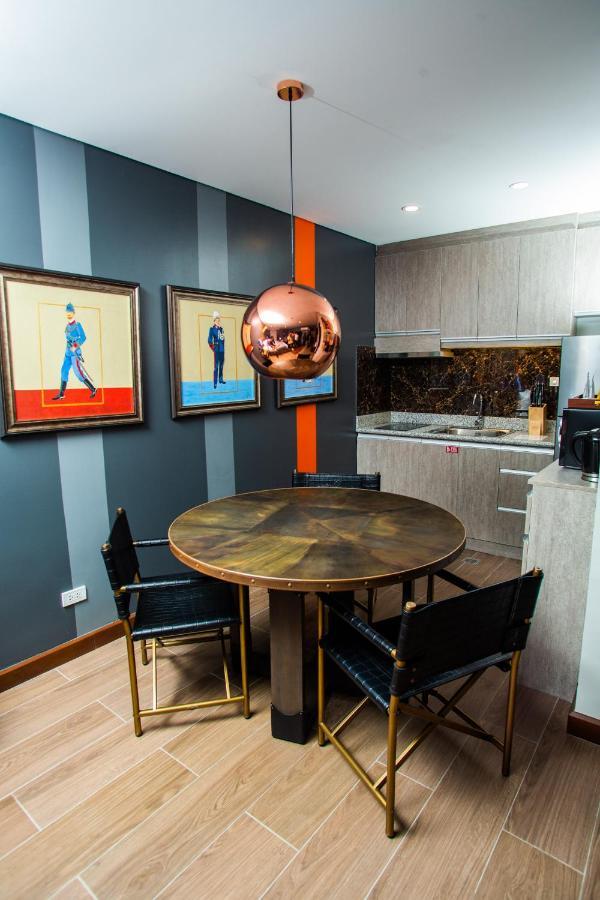 Unwnd Flats Hotel Makati City Екстериор снимка